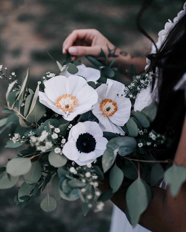 Bouquet de mariée avec fleurs en papier par Miluccia
