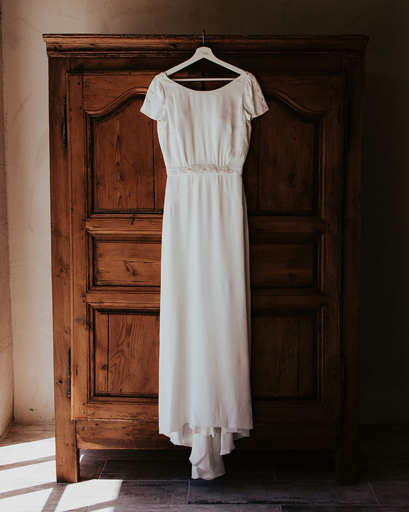 Jolie robe de mariée simple