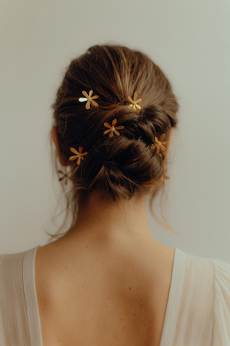 Gold hair pins