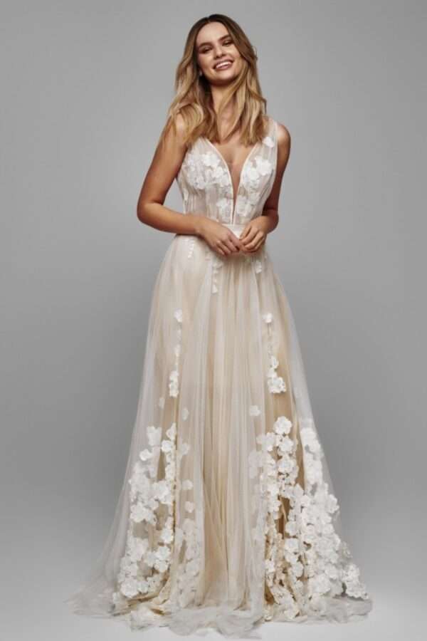 Robe princesse couleur nude pêche