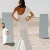 Robe de mariée asymétrique coupe sirène originale Manon Gontero