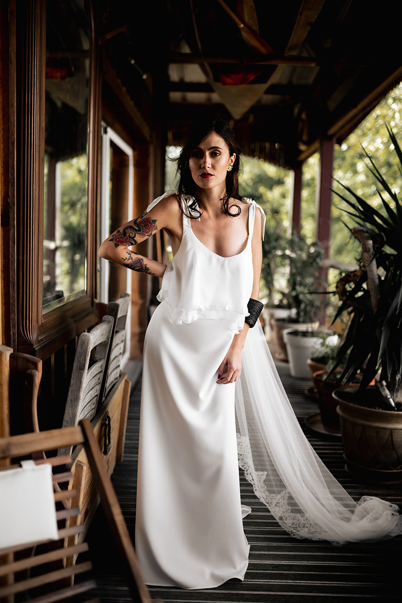 Albertine-Madame-Est-Couturiere-robes-mariee-seconde-main-lyon.jpg Robe de mariée simple et fluide - La Sève à Lyon