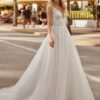 Celina-LunaNovias-robe-mariee-princesse.jpg Robe de mariée dentelle et tulle de seconde main Luna Novias