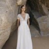 Dormelle-LambertCreations-robes-mariee-seconde-main-lyon.jpg Robe de mariée bohème dos nu inversé seconde main Lambert Créations