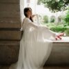 Flavia-AdelineBauwin-robes-mariee-seconde-main-lyon.jpg Robe de mariée manches longues bouffantes sans décolleté Adeline Bauwin