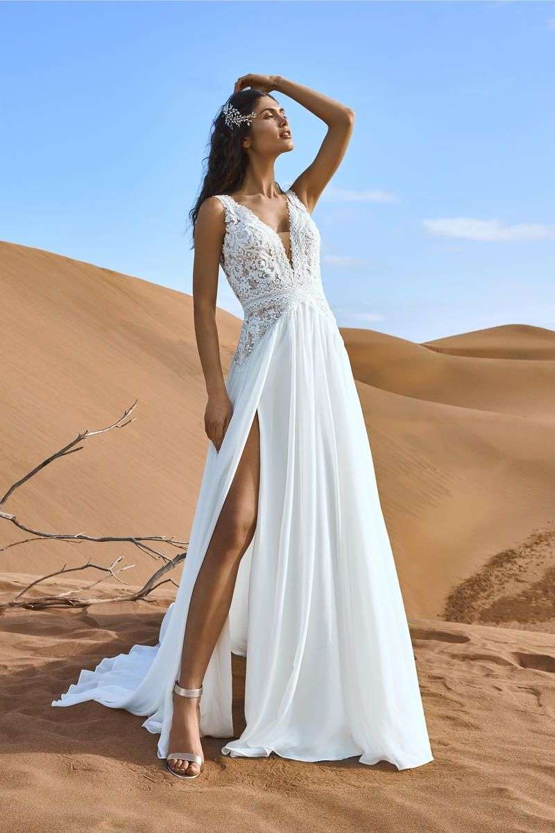 Halong-Pronovias-robe-mariee-fluide-dos-ouvert.jpg Robe de mariée fendue de seconde main Pronovias