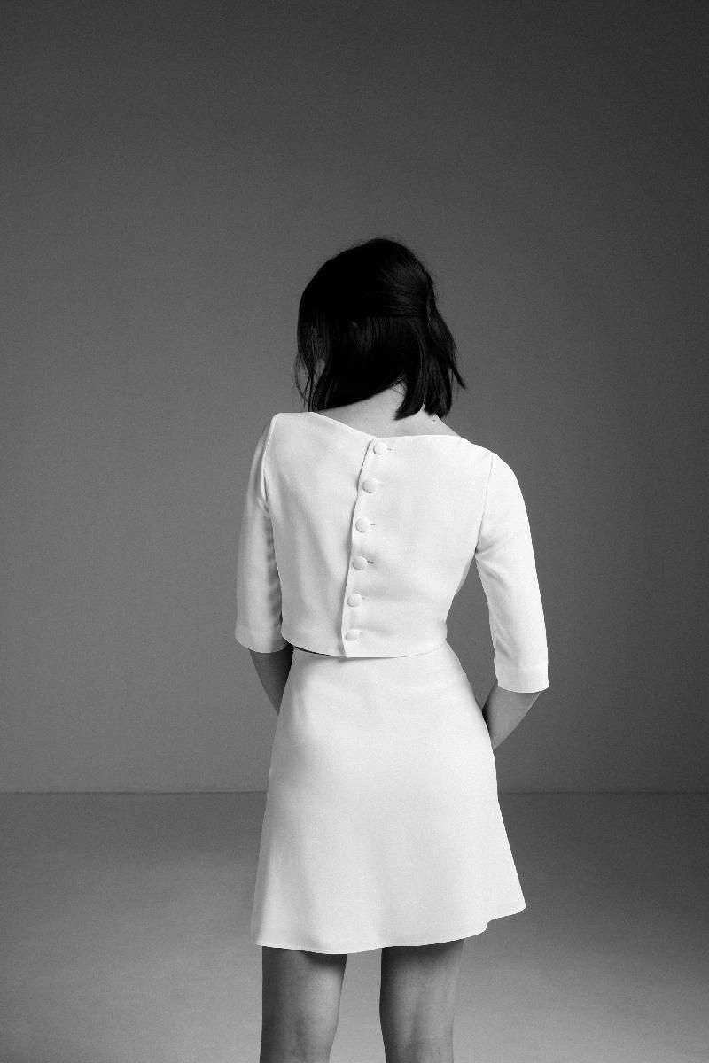 Hericourt-UniParis-robes-mariee-seconde-main-lyon.jpg Robe de mariée courte mariage civil UniParis