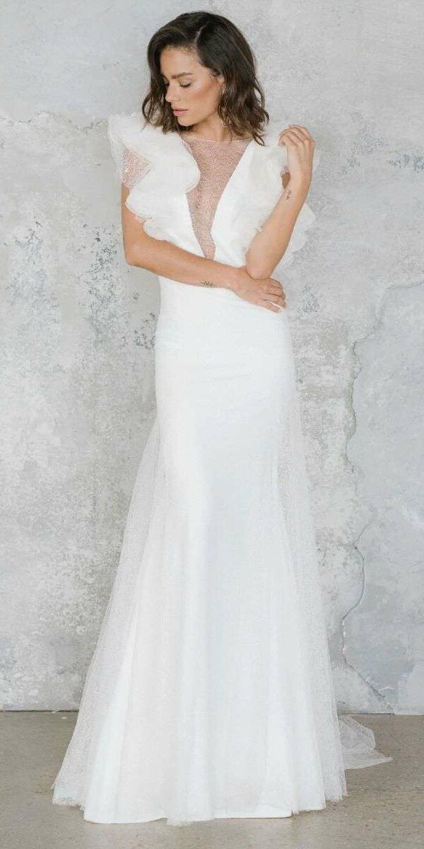 Robe de mariée couture décolleté plongeant près du corps Rime Arodaky