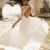 Robe de mariée bohème dos nu inversé Oksana Kokhan