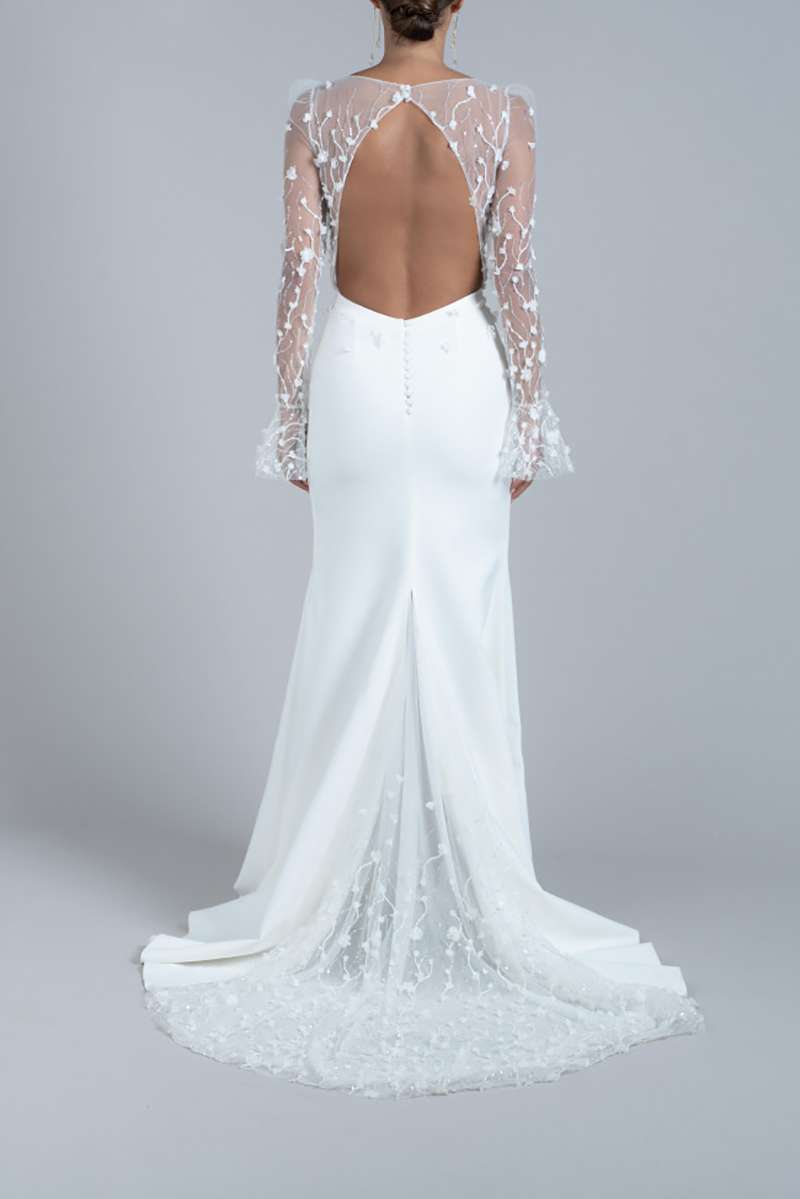 Robe de mariée en tulle brodé fleurs 3D dos nu Rime Arodaky