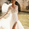 Robe de mariée fendue en mousseline et dentelle Oksana Kokhan