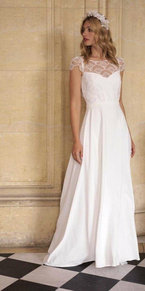 Robe mariée dos nu en mousseline fluide de Marie Laporte