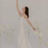 Robe de mariée grand dos nu traîne en dentelle Atelier Swan