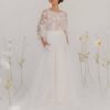 Robe de mariée dentelle fleurie et manches longe Atelier Swan