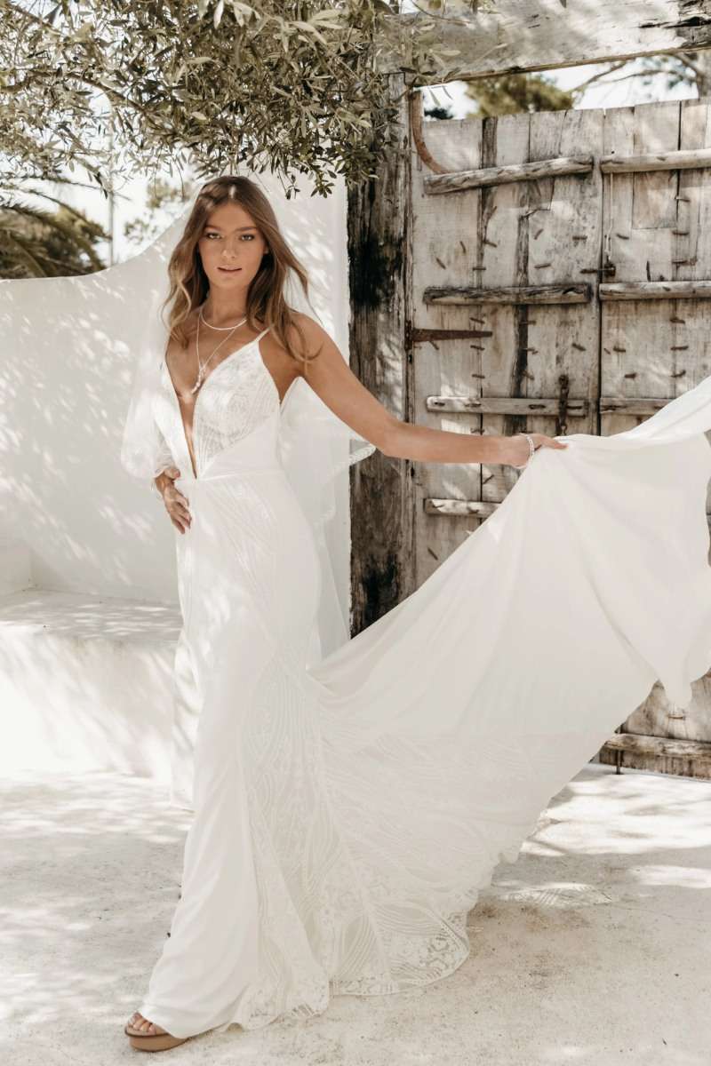 Robe de mariée sirène de seconde main en dentelle Lovers Society Rue de Seine