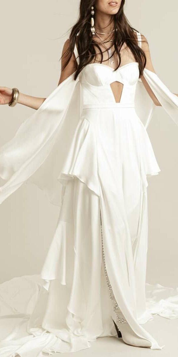Robe de mariée originale fluide satinée Rue de Seine