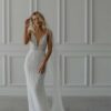 TommyLace-MadeWithLove-robe-sirene-dentelle.jpg Robe de mariée glamour bretelles fines et dos nu d'occasion Made With Love