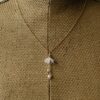 collier-de-mariee-fleur-dore.jpg
