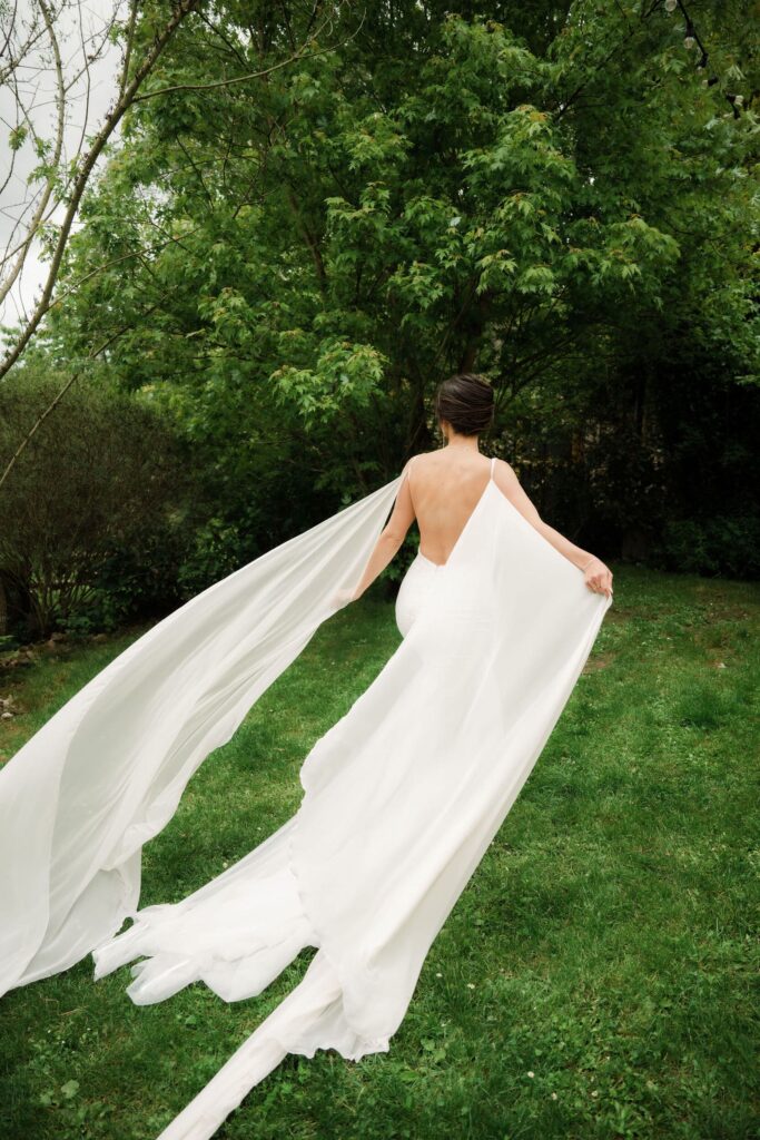 Robe de mariée avec voiles d'épaules - La Sève