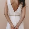 robe-celeste-anne-delafforest-fermeture-petits-boutons.jpg Robe de mariée en mousseline fluide dos nu Anne De Lafforest