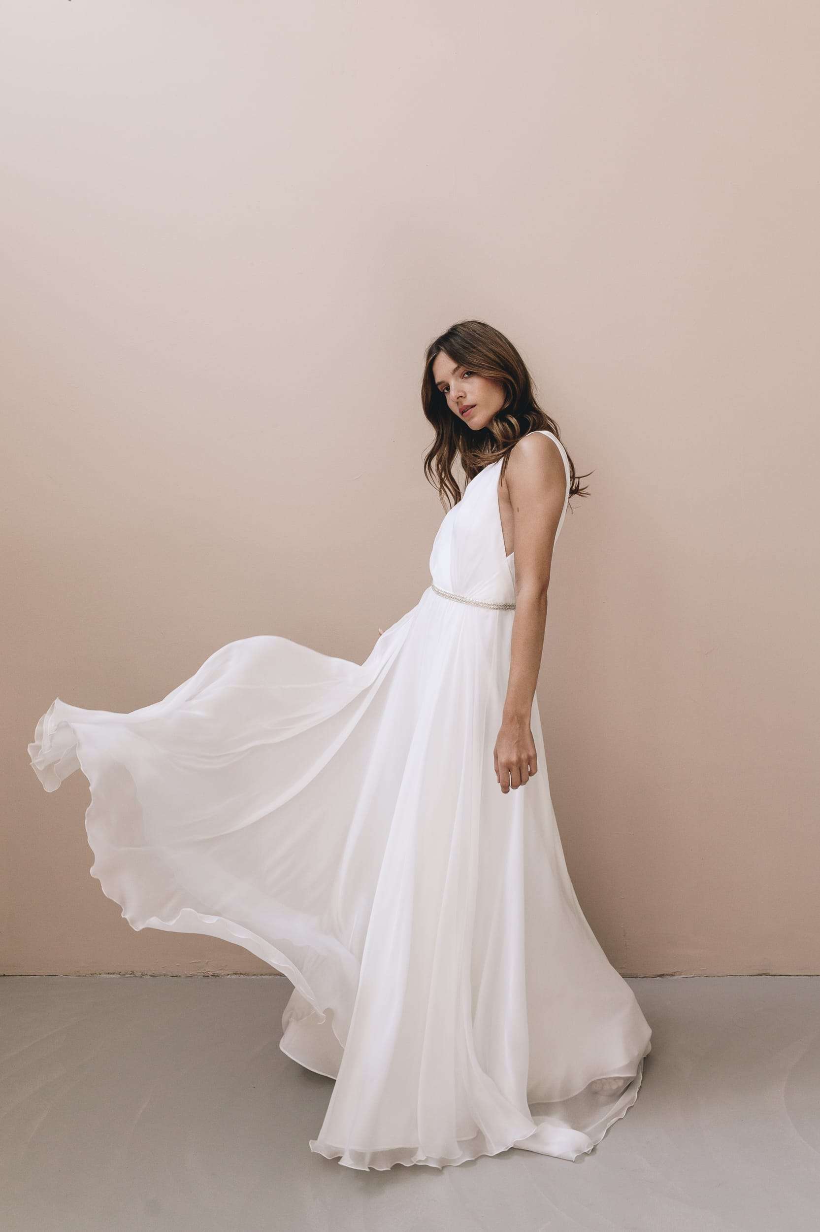 robe-celeste-anne-delafforest.jpg Robe de mariée sans dentelle en soie fluide et légère Anne De Lafforest