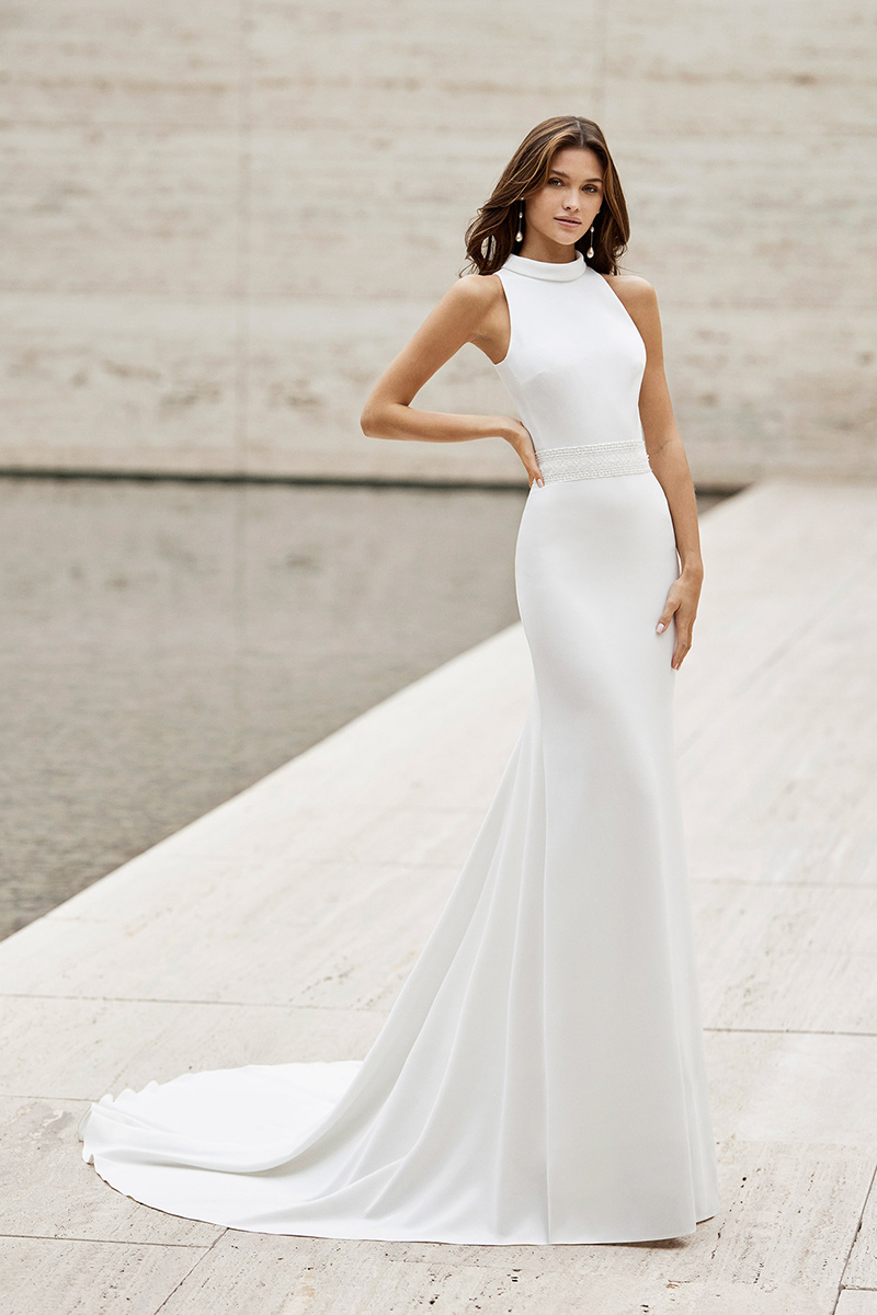 Robe de mariée col américain et dos nu - La Sève