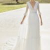 robe-rosa-clara-boheme-apolo-moderne.jpg Robe de mariée tulle fluide à manches trois quart et dos nu Rosa Clara