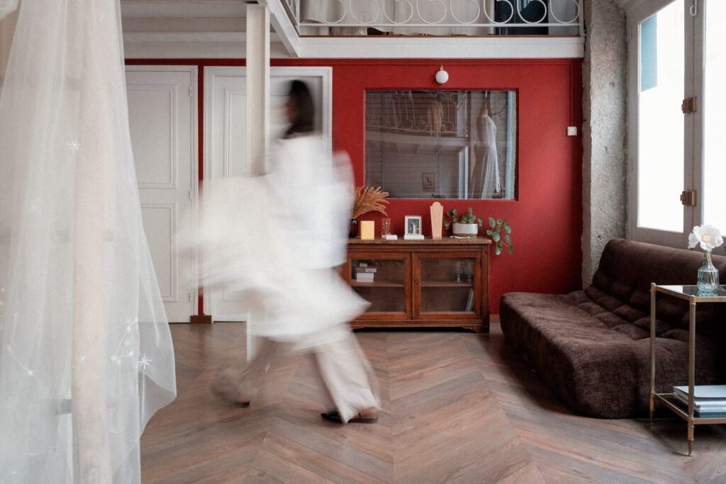 Essayages de robes de mariée à Lyon - La Sève