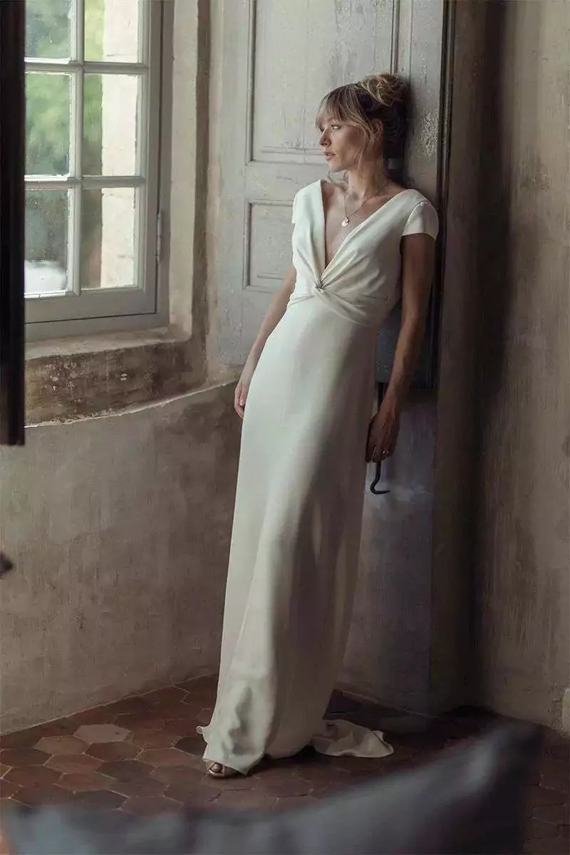 Pitt-LaureDeSagazan-robes-mariee-seconde-main-lyon Robe de mariée sans dentelle en soie Laure de Sagazan - La Sève