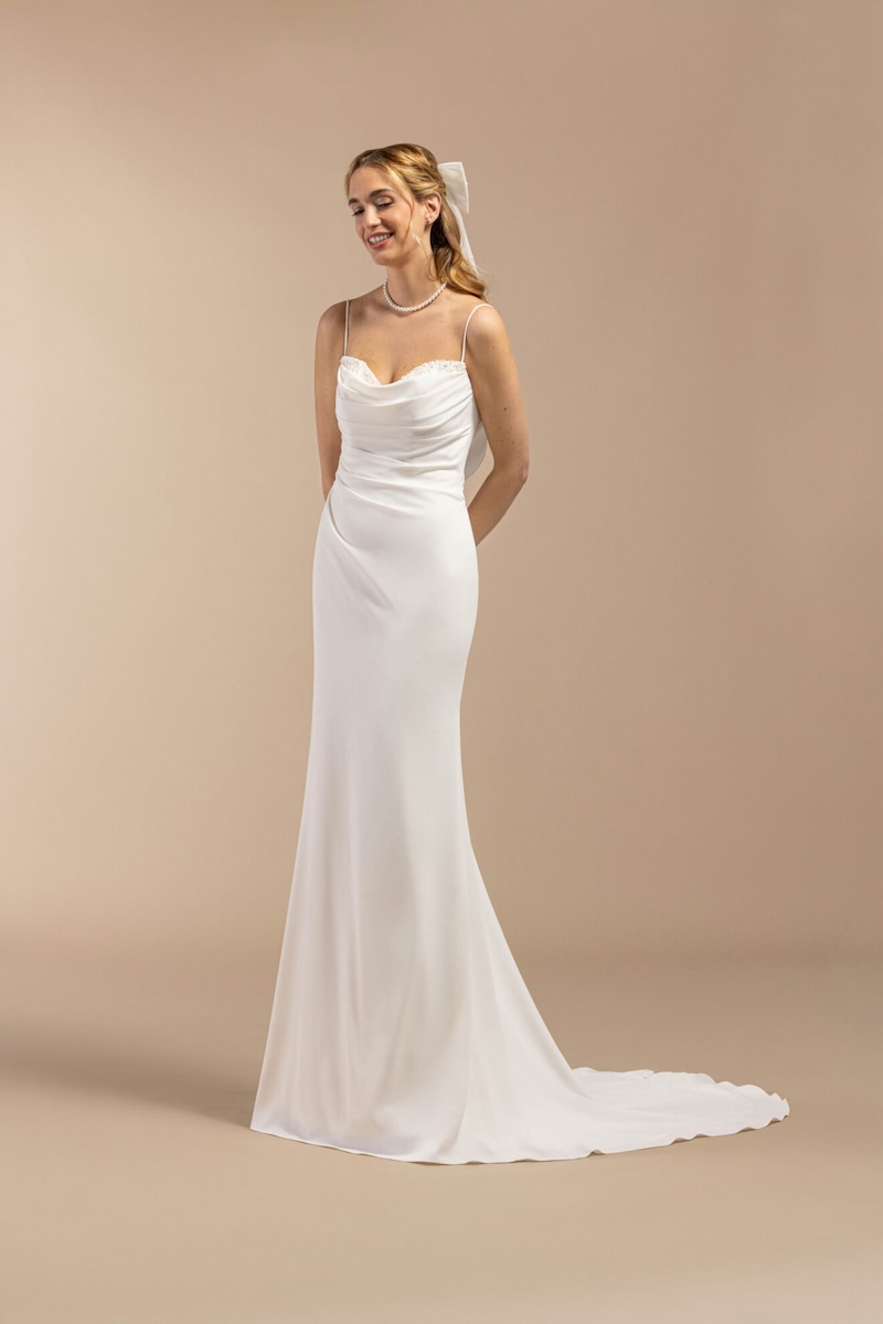 BoraBora-EglantineCreations-robe-mariee-sirene-drapee Robe de mariée drapée et près du corps - La Sève Lyon