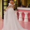 Robes de mariée avec corset bustier et coupe fourreau - Dépôt-vente mariage La Sève Lyon