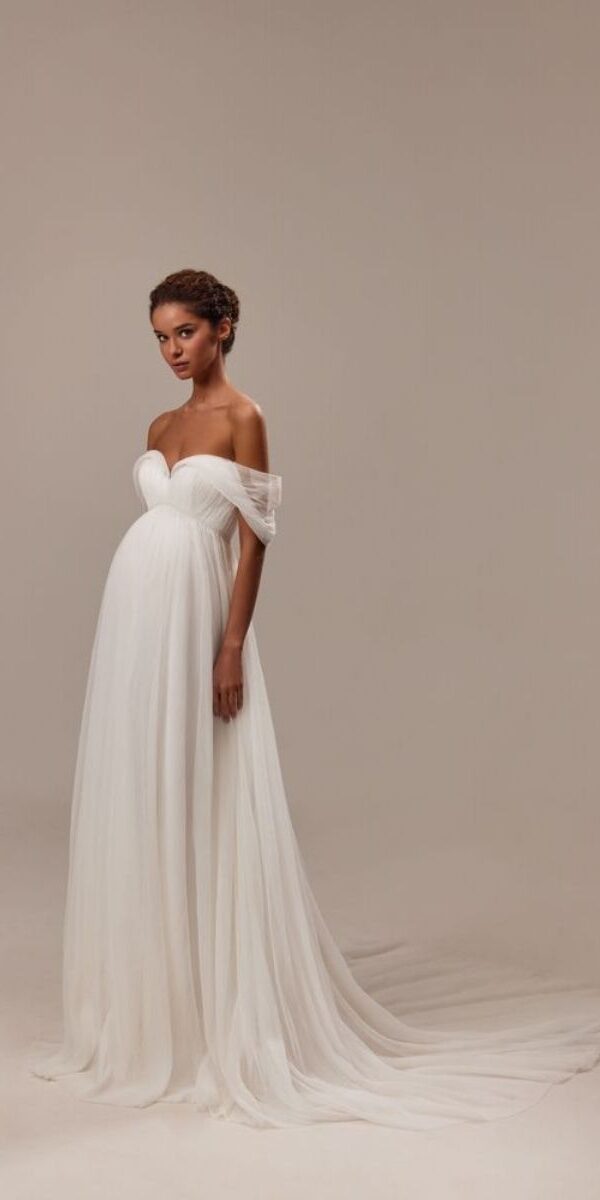 Robe de mariée pour femme enceinte en mousseline fluide - LA Sève Lyon