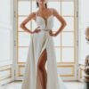 Romy-Cymbeline-robe-mariée-bretelles-fines-fente Robe de mariée fendue