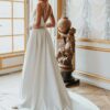 Romy-Cymbeline-robes-mariee-occasion-lyon Robe de mariée élégante et épurée pour mariage d'été