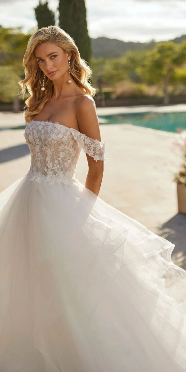 Robe de mariée princesse mouchoir - La Sève