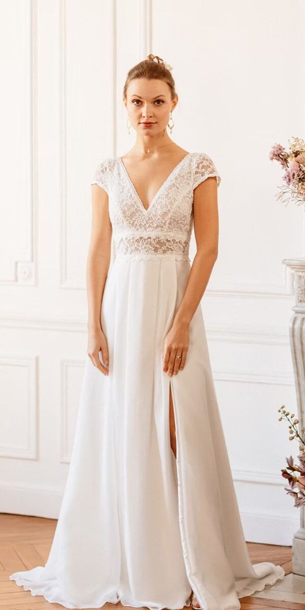 Robe de mariée de seconde main en dentelle et crêpe - La Sève Lyon