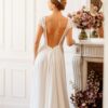 Robe de mariée bohème manches courtes fendue chez La Sève à Lyon