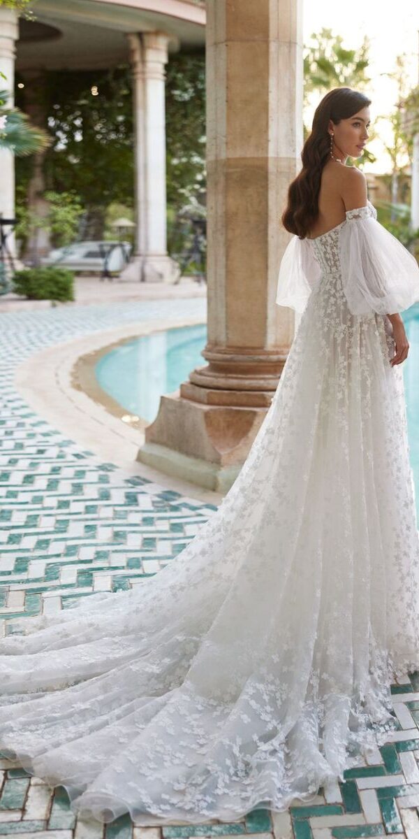 Robe de mariée A-line en tulle fleuri - La Sève à Lyon