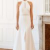 Robe de mariée à col licou et jupe fendue