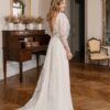 Robes de mariée à manches trois quart bouffantes en tulle brodée et crêpe