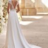 Robe de mariée dos nu V en dentelle d'occasion chez La Sève - Lyon