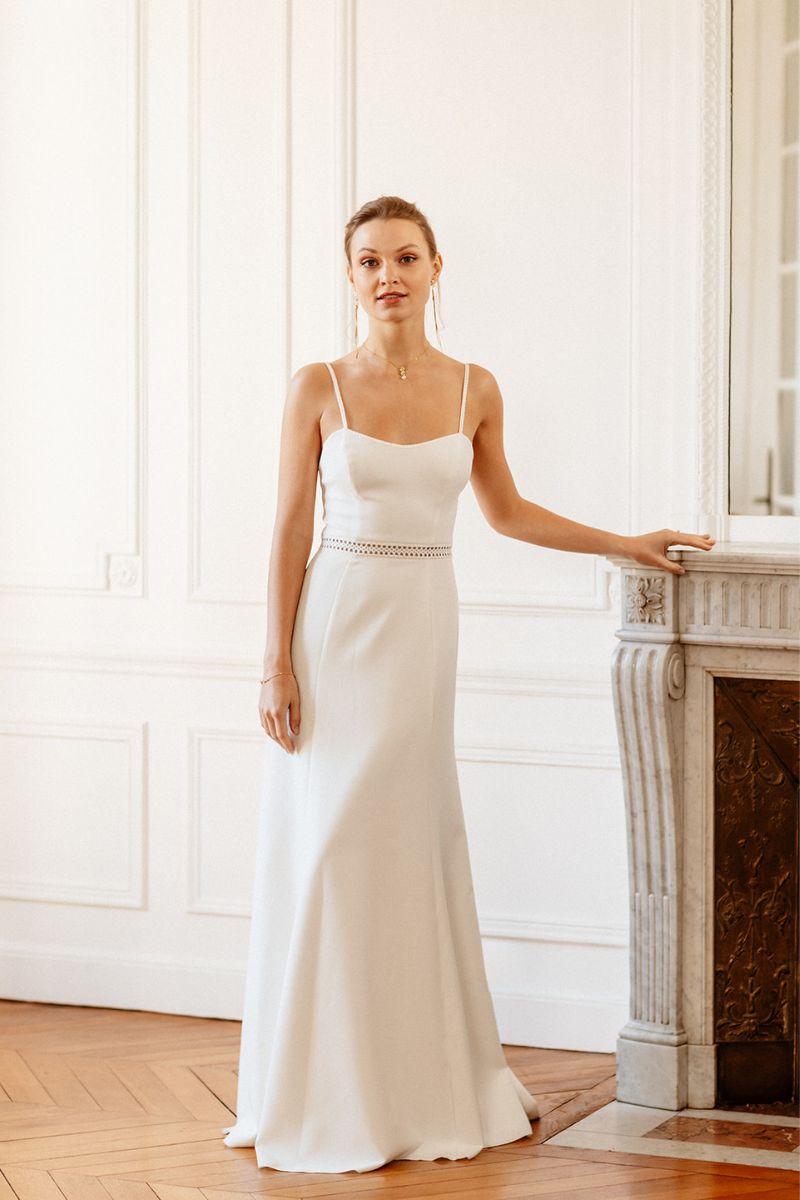 Robe de mariée simple sans dentelle de seconde main à Lyon - La Sève