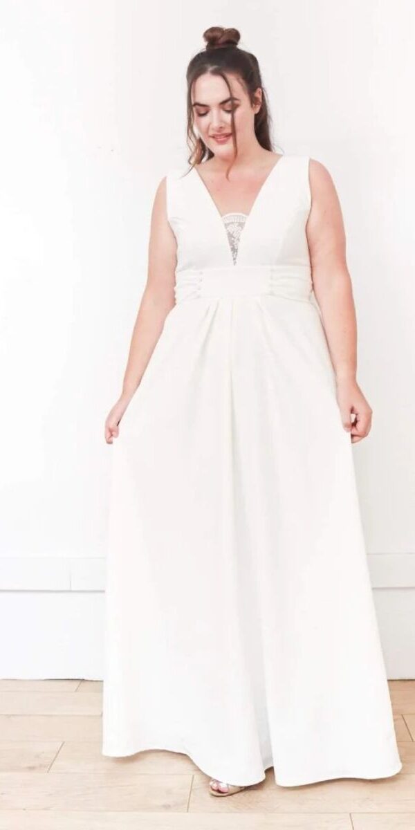 Robe de mariée taille haute avec large ceinture