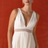Décolleté V, ceinture transparente, taille haute